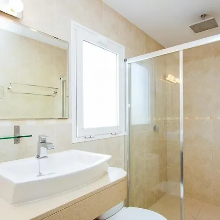 Puerto Del Carmen Sleeps 6 Pool Air Con Wifi *